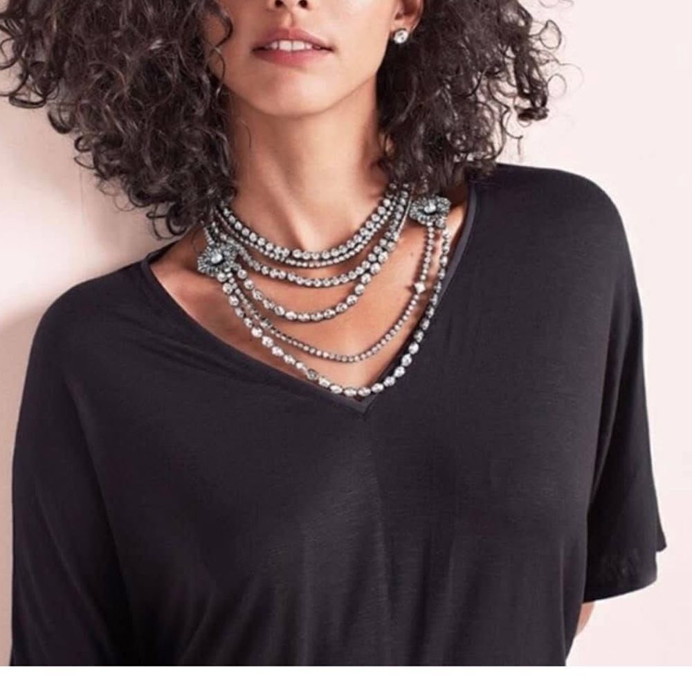 NWTβWhite Housee Black Market Rose Statement Necklace